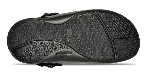 ApreAqua Closed-Toe Water Sandal