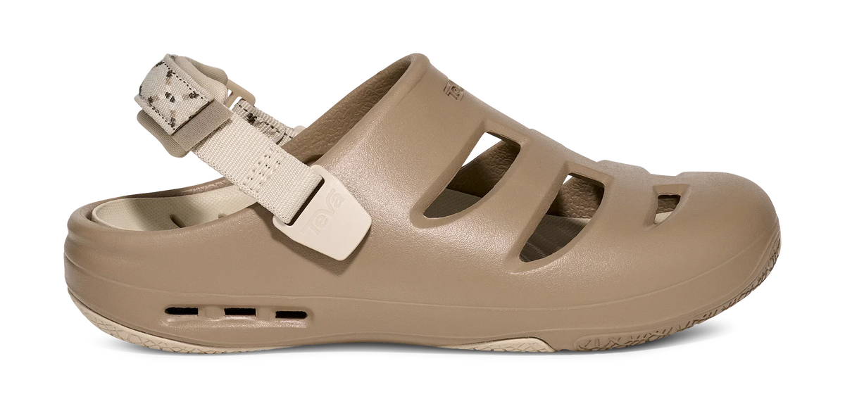 ApreAqua Closed-Toe Water Sandal Main image
